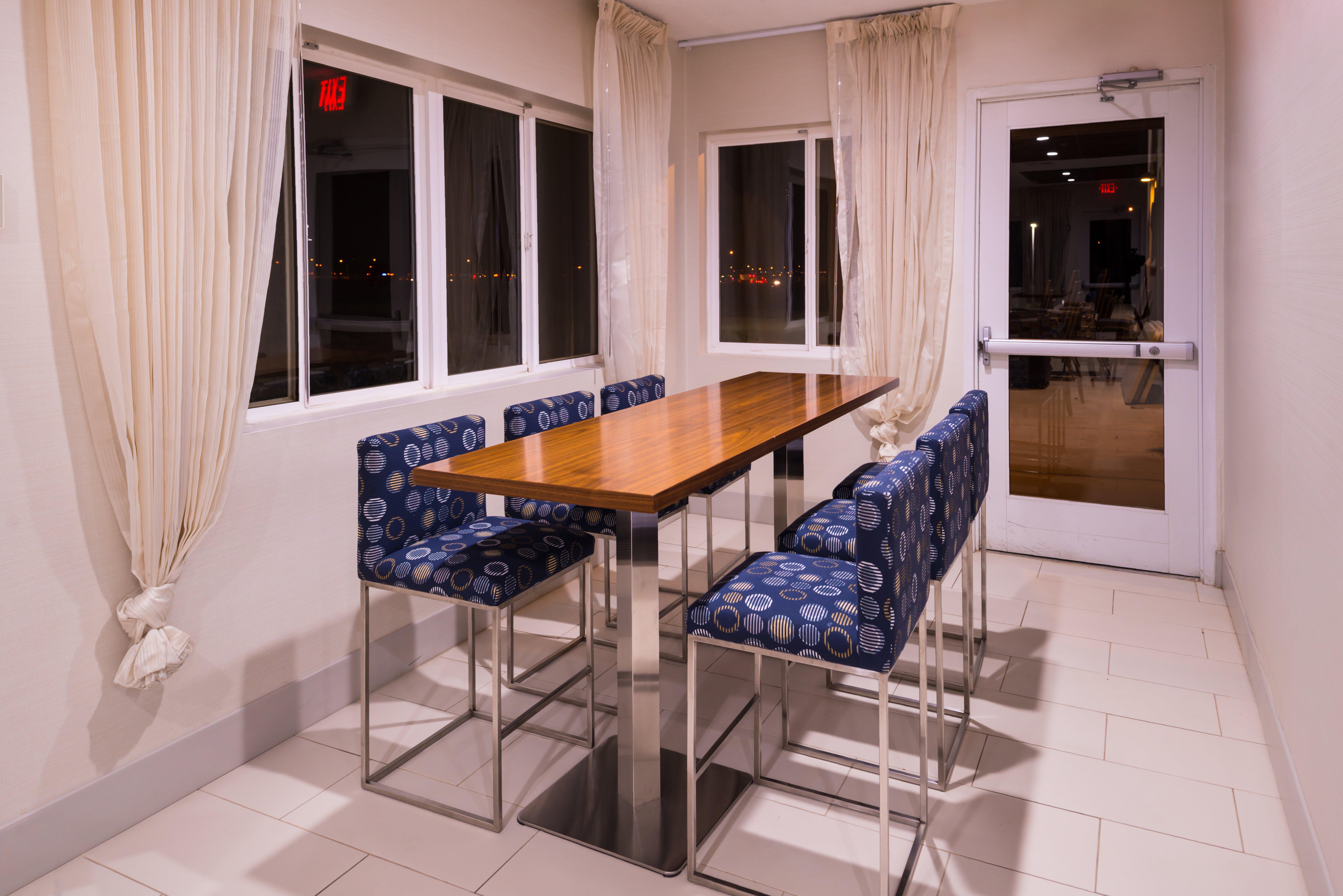 Holiday Inn Express & Suites Alamogordo Highway 54/70 By Ihg Exterior photo
