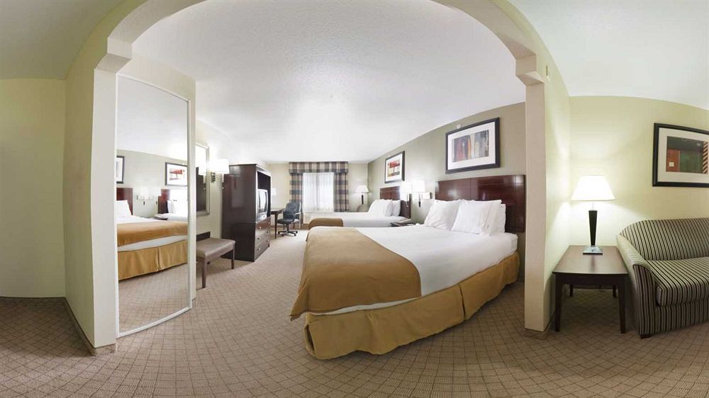 Holiday Inn Express & Suites Alamogordo Highway 54/70 By Ihg Exterior photo